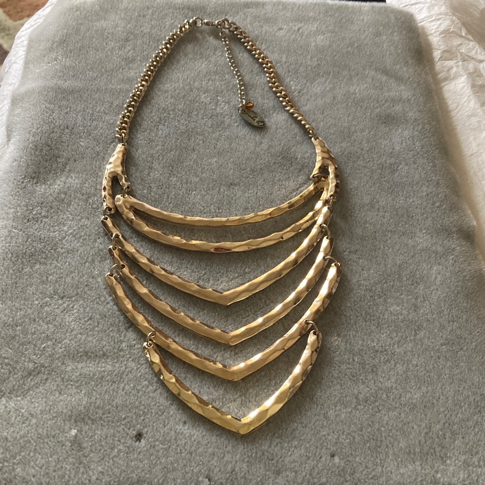 Chic Gold Layered Necklace